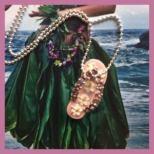 Hawaiian Silver Slipper With Pink Crystal Summer Casual Necklace
